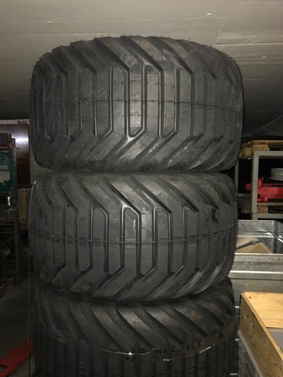 550/45 - 22.5 BKT Reifen