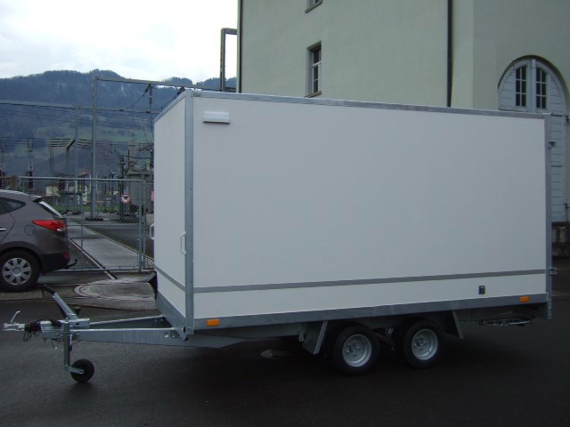 38ae2502-28da-4575-8dbd-f9d0b59035e4-FC2742HT 2'700kg 6.jpg