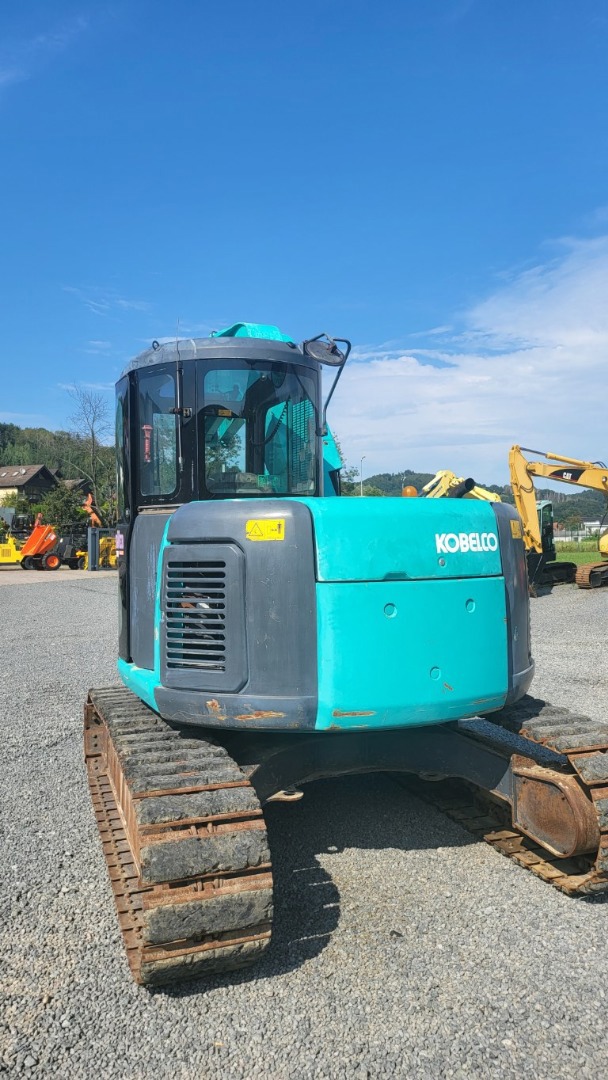 ba954f63-0a0b-4c9f-85e6-6fc9285693ee-Bagger Kobelco.jpg