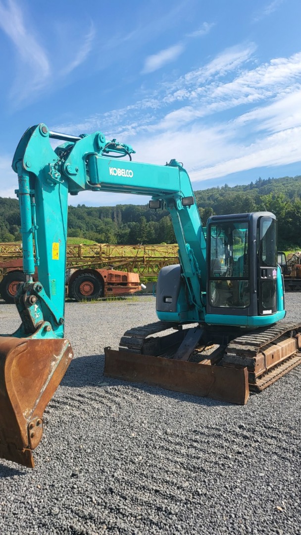 e094d9d5-4ddc-4d26-80f5-dc2ecc3ac4f9-Minibagger-Kobelco.jpg