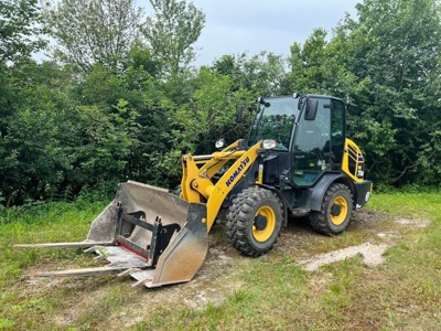 KOMATSU WA70M-8EO Radlader inkl. Schaufel+Gabel