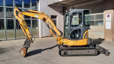 Bagger Komatsu PC 35 MR-2