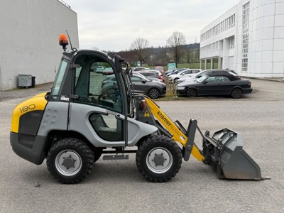 Radlader Pneulader Kramer 180 mit viel Zubehör