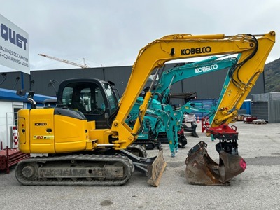 Pelle sur chenilles New Holland Kobelco E80BMSR