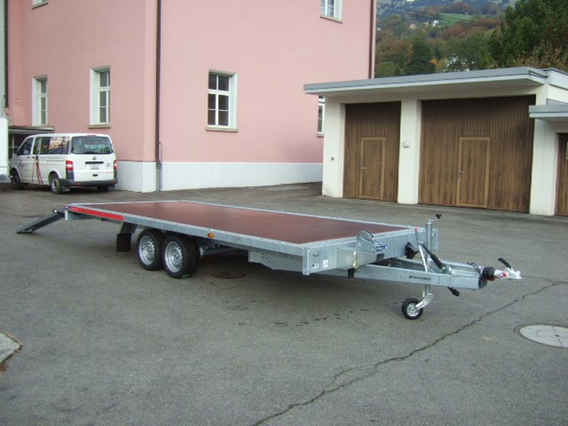 cca28bdf-5e6b-44ba-a37c-2810fa8eb77b-Carplatform 5121 3'500kg Holzboden und Bordwände 3.jpg