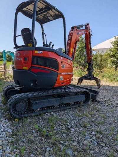 Kubota U27-4