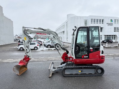 Bagger Takeuchi TB 240