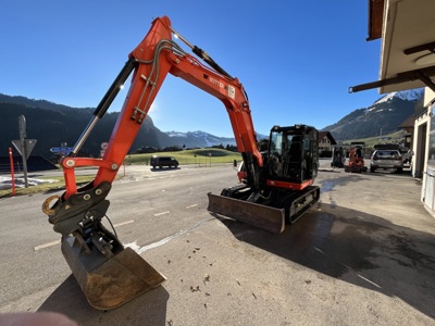 Bagger Kubota kx080-4